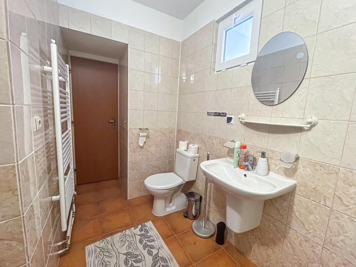 Privat Safi Apartman Lipótszentmiklós Kültér fotó