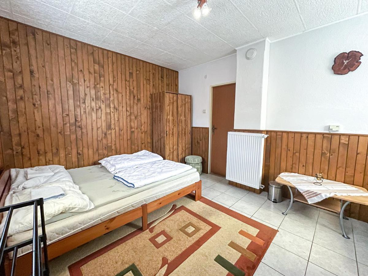 Privat Safi Apartman Lipótszentmiklós Kültér fotó